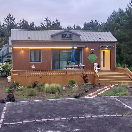 Hamdeok Pool Villa Pension Jeju Buitenkant foto