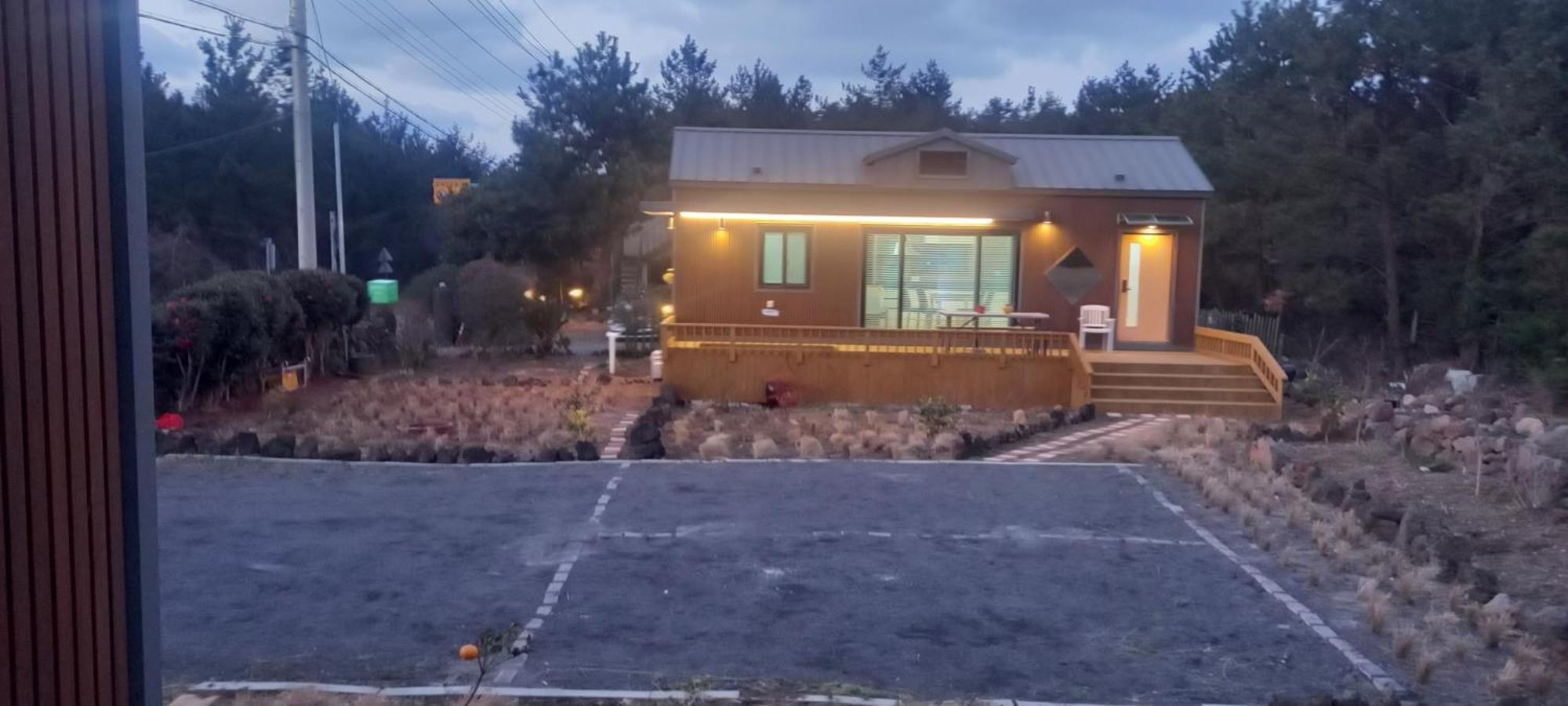 Hamdeok Pool Villa Pension Jeju Buitenkant foto