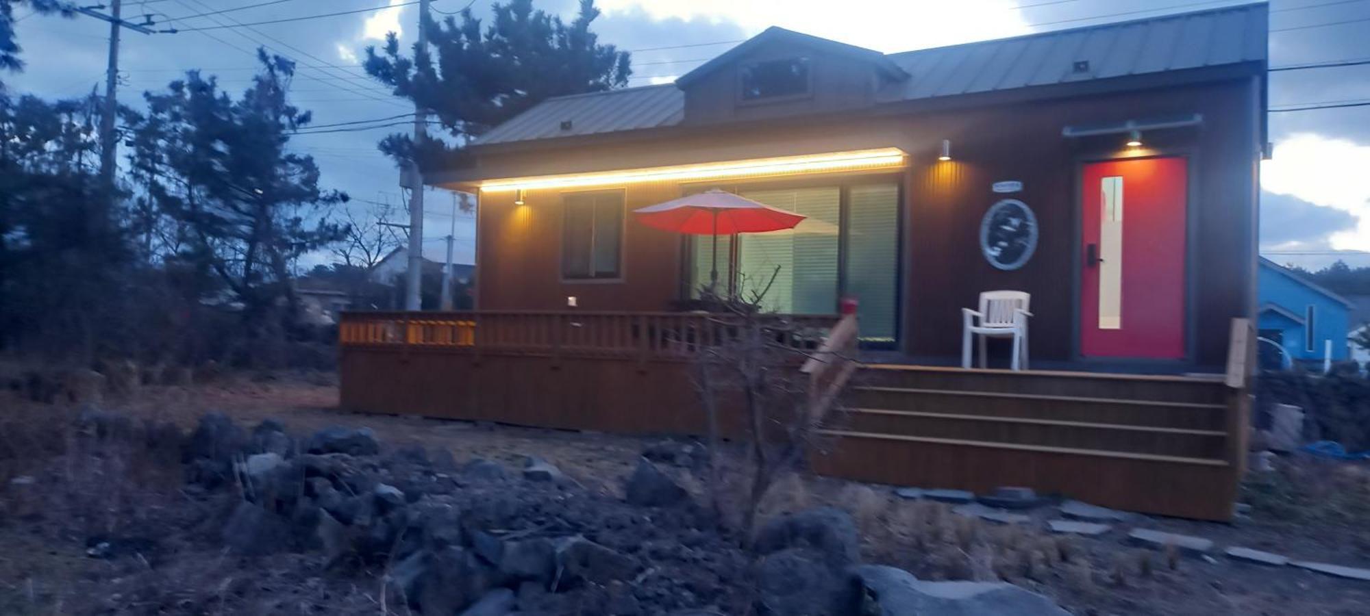 Hamdeok Pool Villa Pension Jeju Buitenkant foto