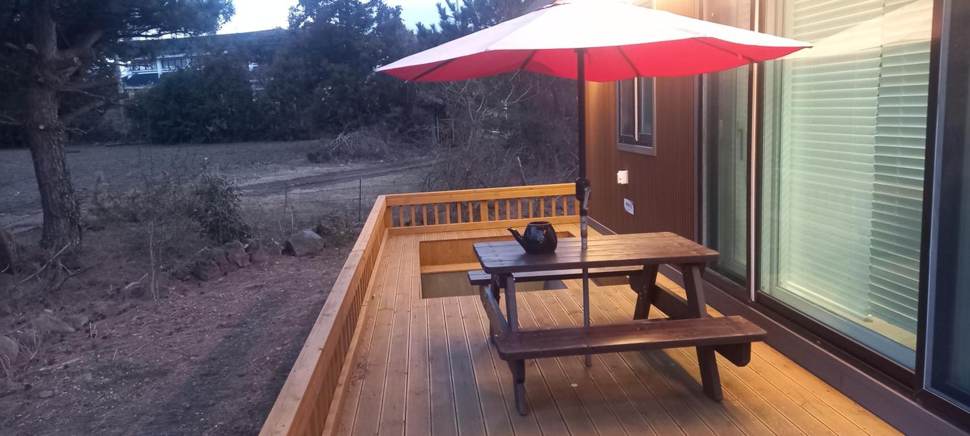 Hamdeok Pool Villa Pension Jeju Buitenkant foto
