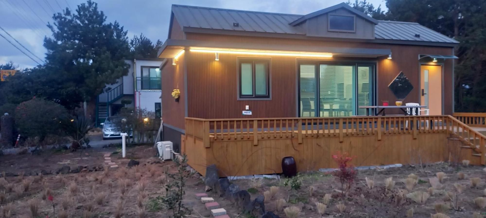 Hamdeok Pool Villa Pension Jeju Buitenkant foto